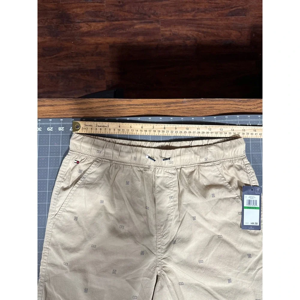 TH tan safari‎  shorts size 16-18 (lg)